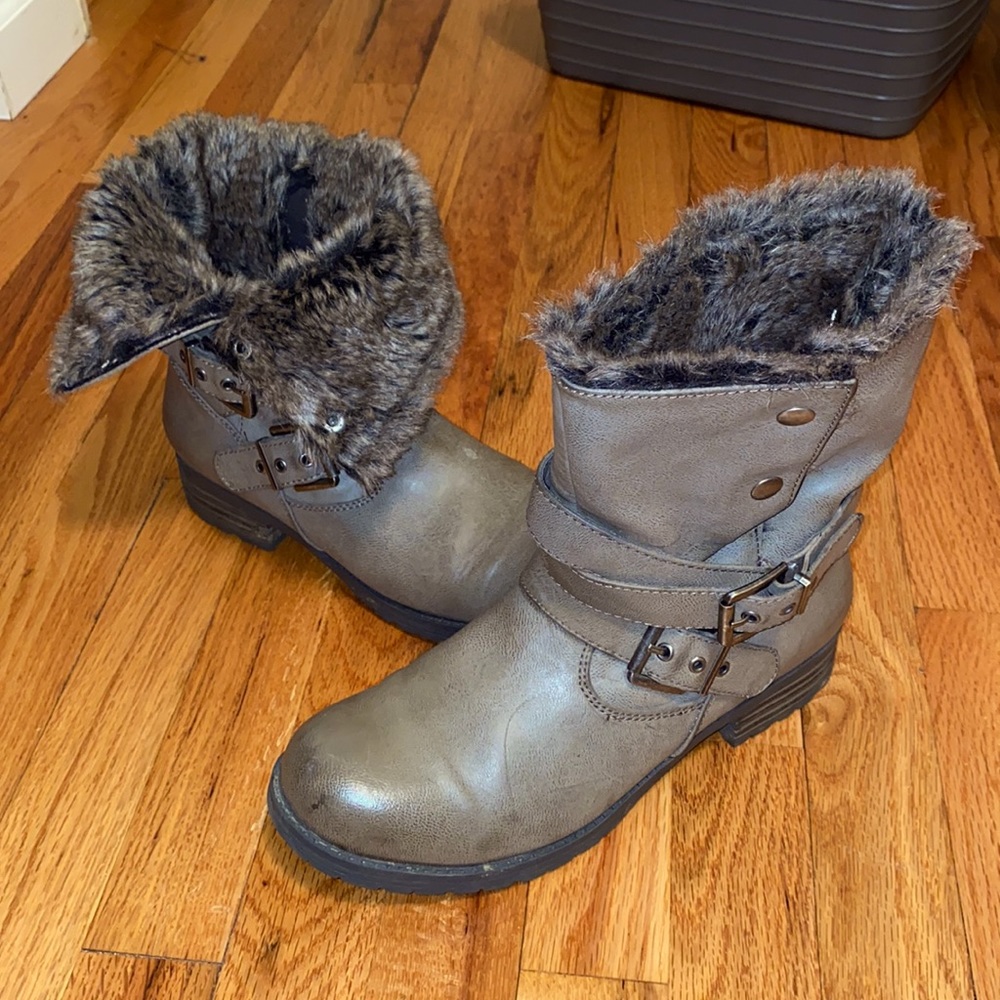 Mossimo Boots